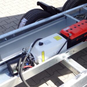 EDUARD 2031-P-63 RÜCKWÄRTSKIPPER MIT ELEKTRO- UND HANDPUMPE